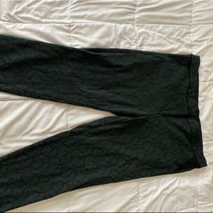 Roz and Ali Patterned Ankle Pants-Green and Black